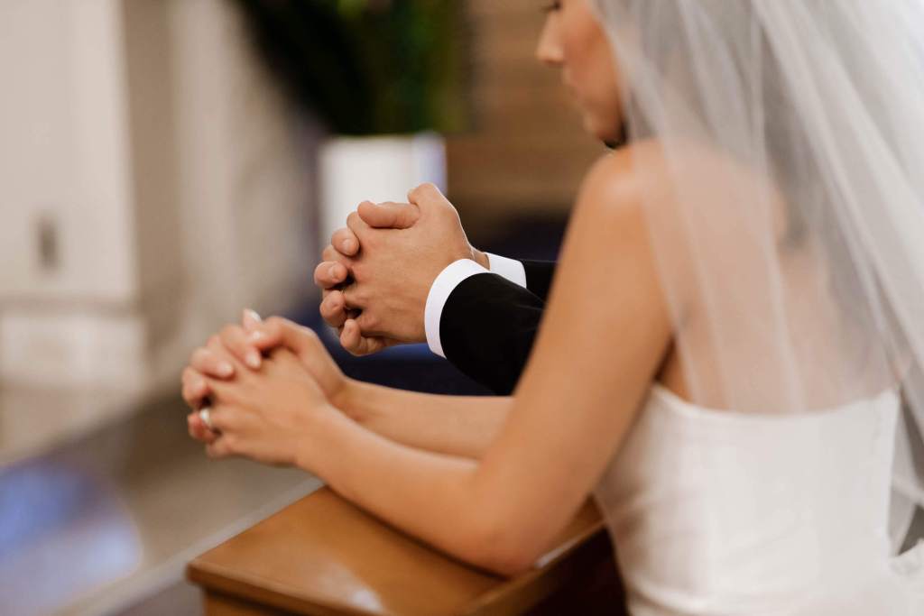 ALLSAINTS-CATHOLIC-CHURCH-LIVERPOOL-SYDNEY-WEDDING-PHOTOGRAPHY-ANELLOWEDDINGS-HANDS