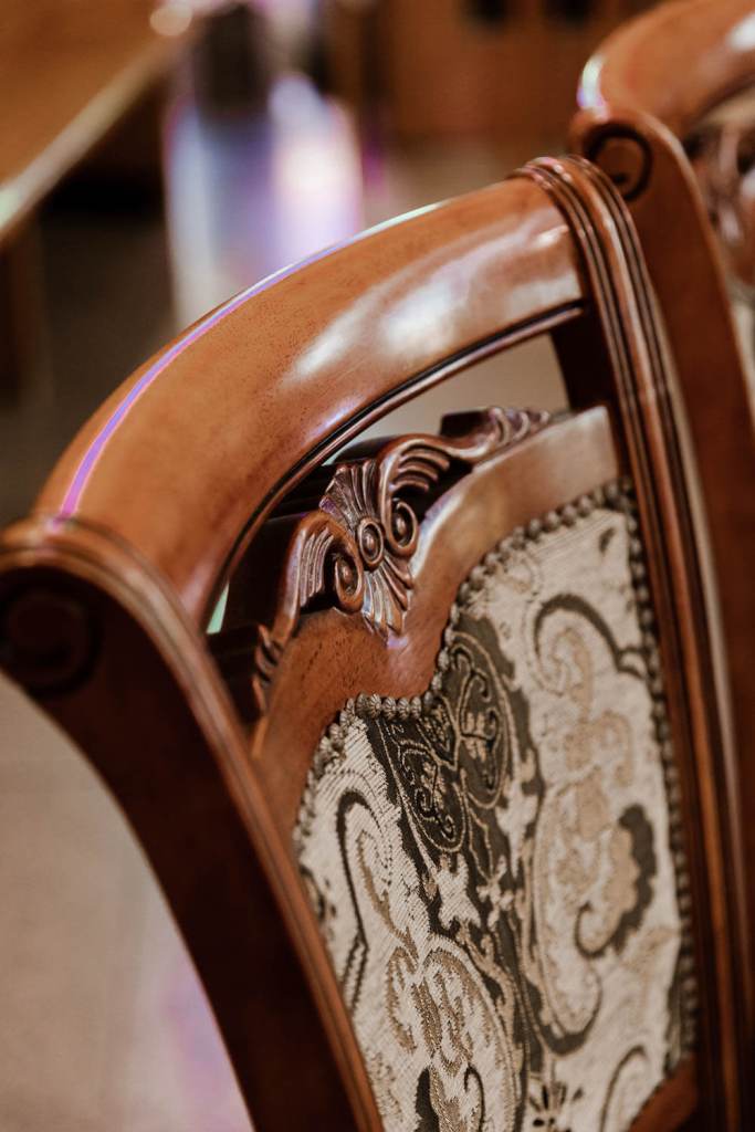 ALLSAINTS-CATHOLIC-CHURCH-LIVERPOOL-SYDNEY-WEDDING-PHOTOGRAPHY-ANELLOWEDDINGS-CHURCH-CHAIR