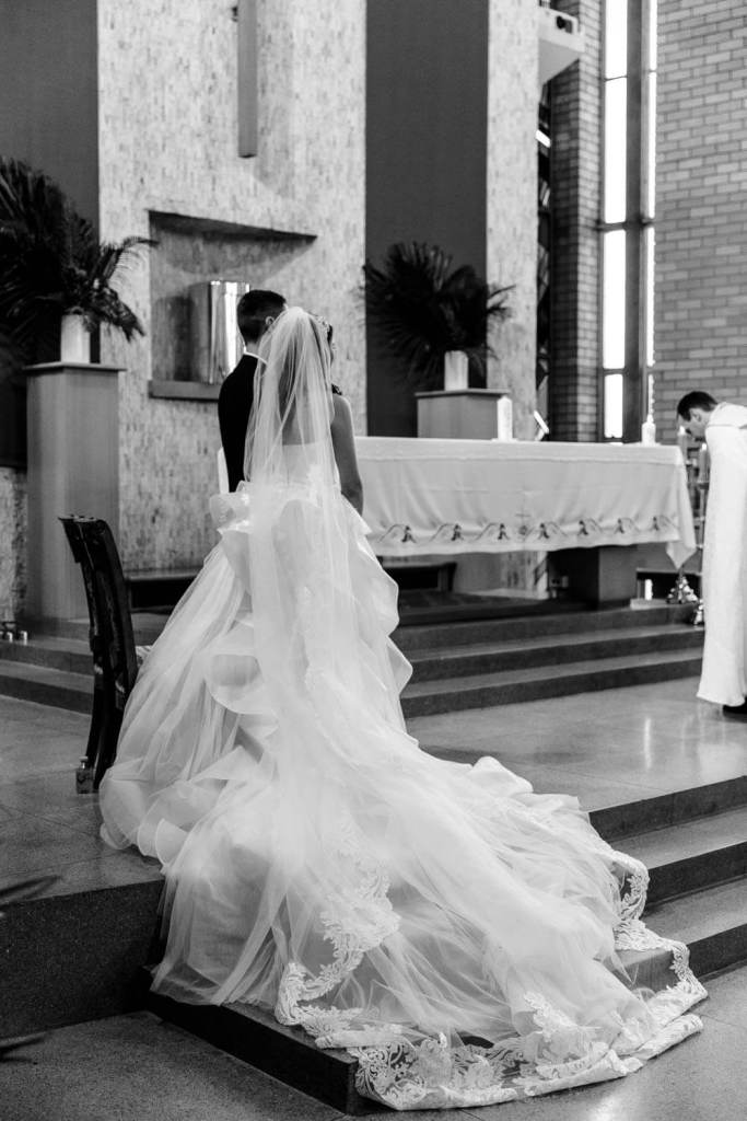 ALLSAINTS-CATHOLIC-CHURCH-LIVERPOOL-SYDNEY-WEDDING-PHOTOGRAPHY-ANELLOWEDDINGS-FATHER-FATHER-DAUGHTER