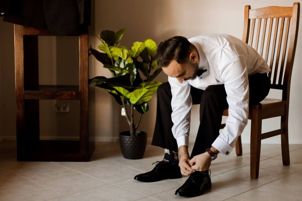 ANELLOWEDDINGS-SYDNEY-PHOTOGRAPHER-GROOMS-WEDDING-SHOES