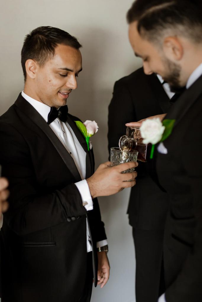 ANELLOWEDDINGS-SYDNEY-PHOTOGRAPHER-GROOMSMAN-LETTERS-GIFTS