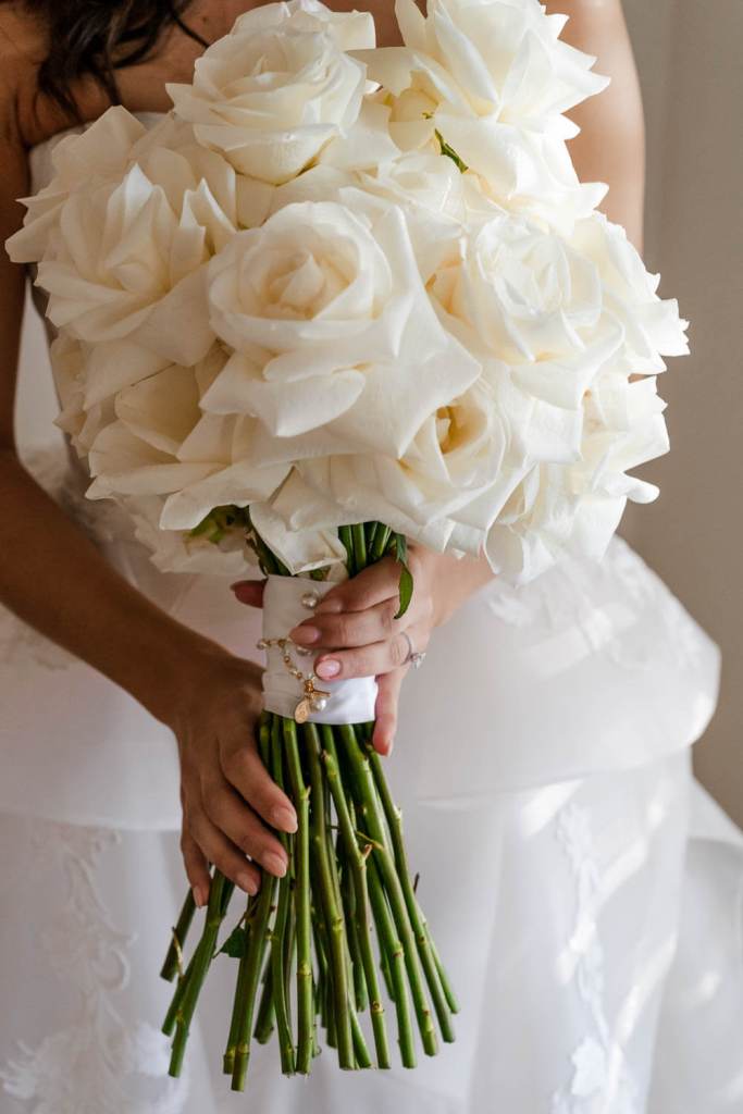 SYDNEY-WEDDING-PHOTOGRAPHY-CLASSIC-WEDDING-FLOWER-IDEAS