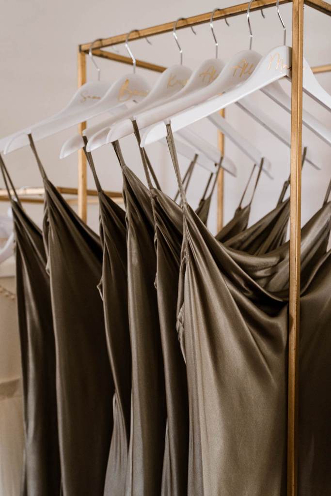 SYDNEY-WEDDING-PHOTOGRAPHY-BRIDESMAID-DRESSES