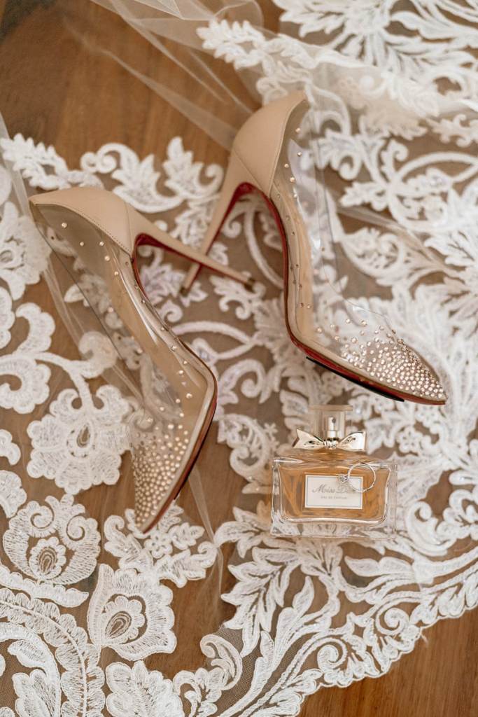 SYDNEY-WEDDING-PHOTOGRAPHY-COUTURE-DETAILS