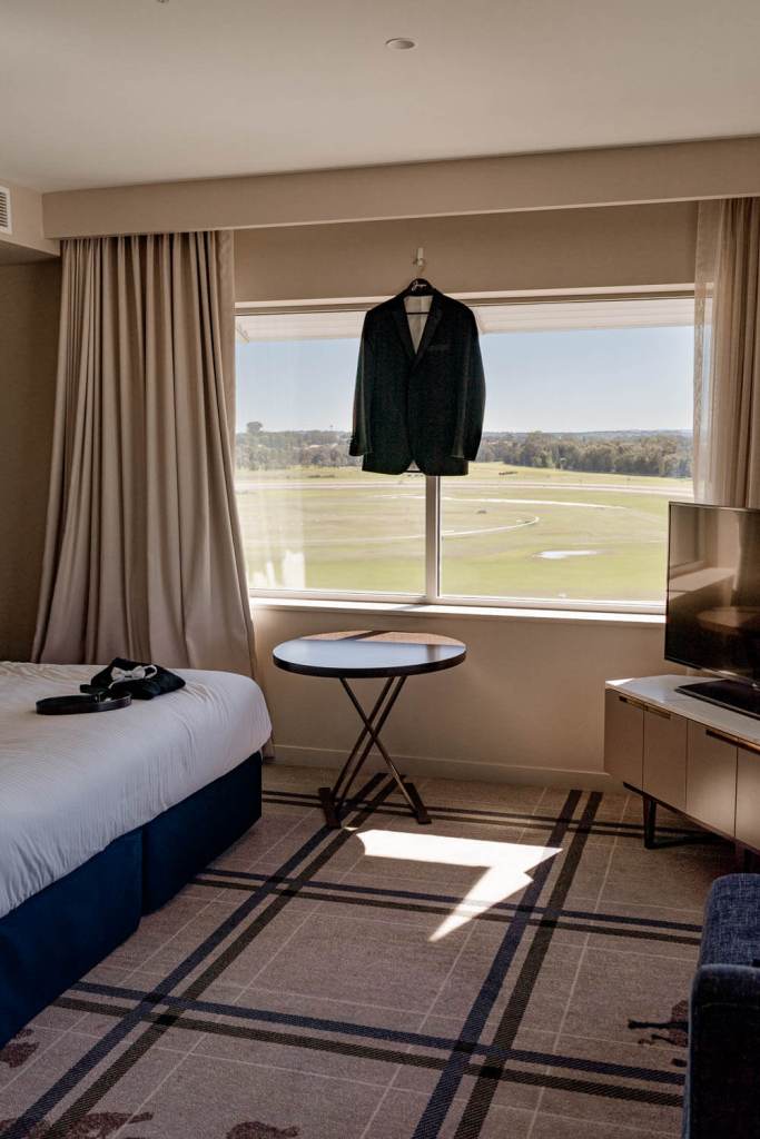 ANELLOWEDDINGS-SYDNEY-WEDDINGS-WILLIAM-INGLIS-HOTEL-RACECOURSE