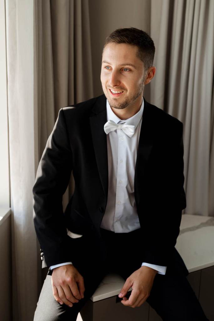 ANELLOWEDDINGS-SYDNEY-WEDDINGS-WILLIAM-INGLIS-HOTEL-COUTURE-SUITS