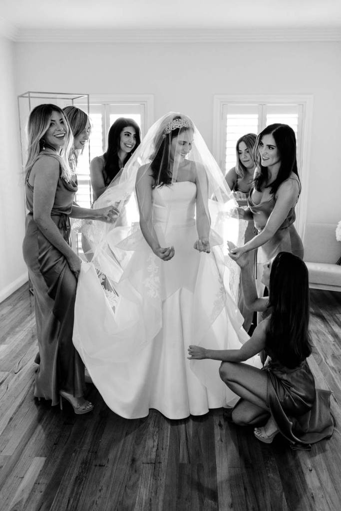 SYDNEY-WEDDING-PHOTOGRAPHY-CLASSIC-BRIDESMAIDS-WEDDING-BRIDESMAIDS