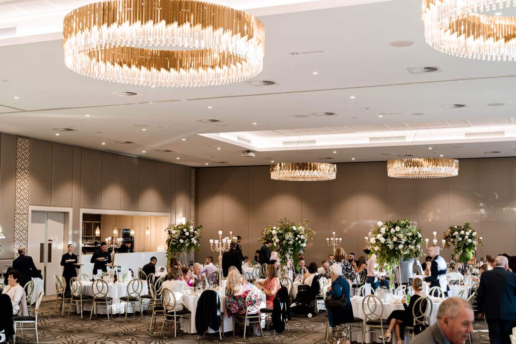 NOVELLA-ON-THE-PARK-ABBOTSBURY-SYDNEY-WEDDING-PHOTOGRAPHER-ANELLOWEDDINGS-ROOM-SETUP