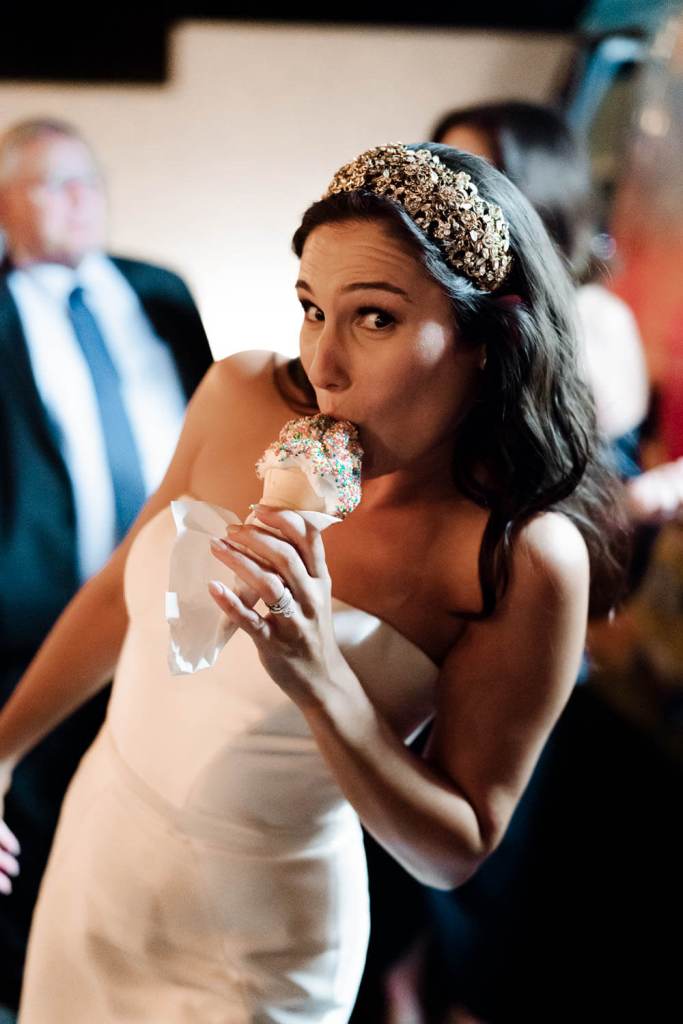 NOVELLA-ON-THE-PARK-ABBOTSBURY-SYDNEY-WEDDING-PHOTOGRAPHER-ANELLOWEDDINGS-ICECREAM-TRUCK-HIRE