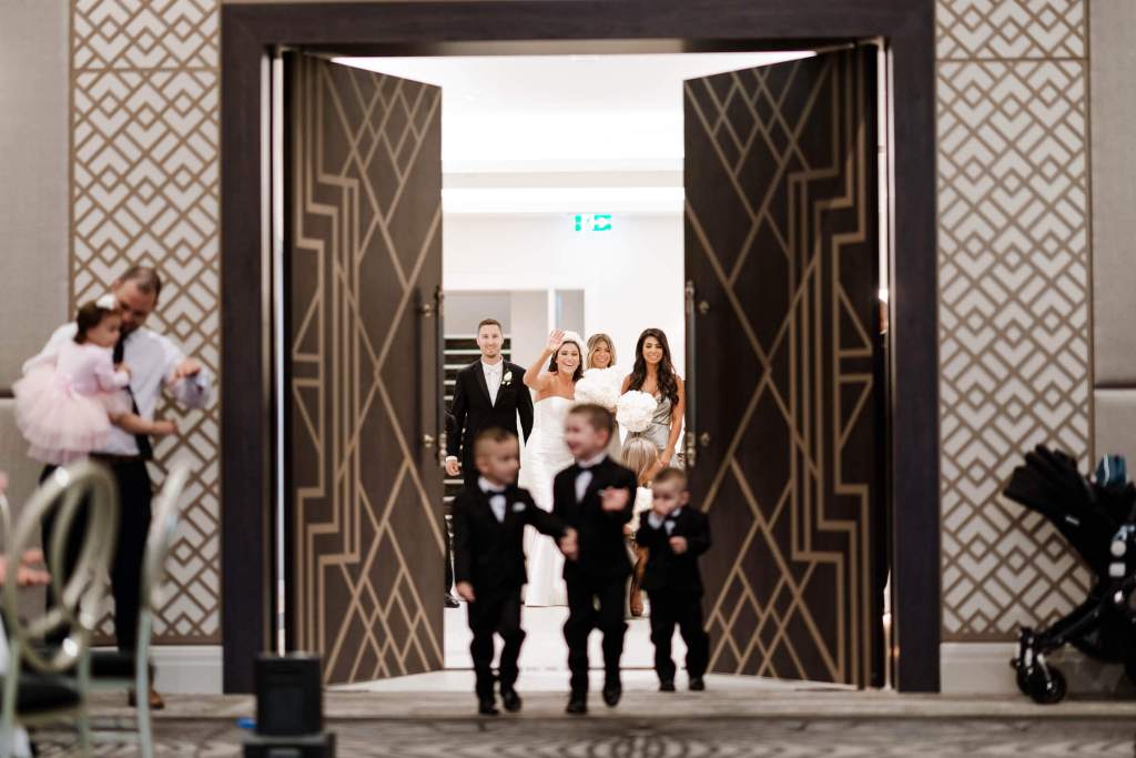 NOVELLA-ON-THE-PARK-ABBOTSBURY-SYDNEY-WEDDING-PHOTOGRAPHER-ANELLOWEDDINGS-WEDDING-ENTRANCE-IDEAS