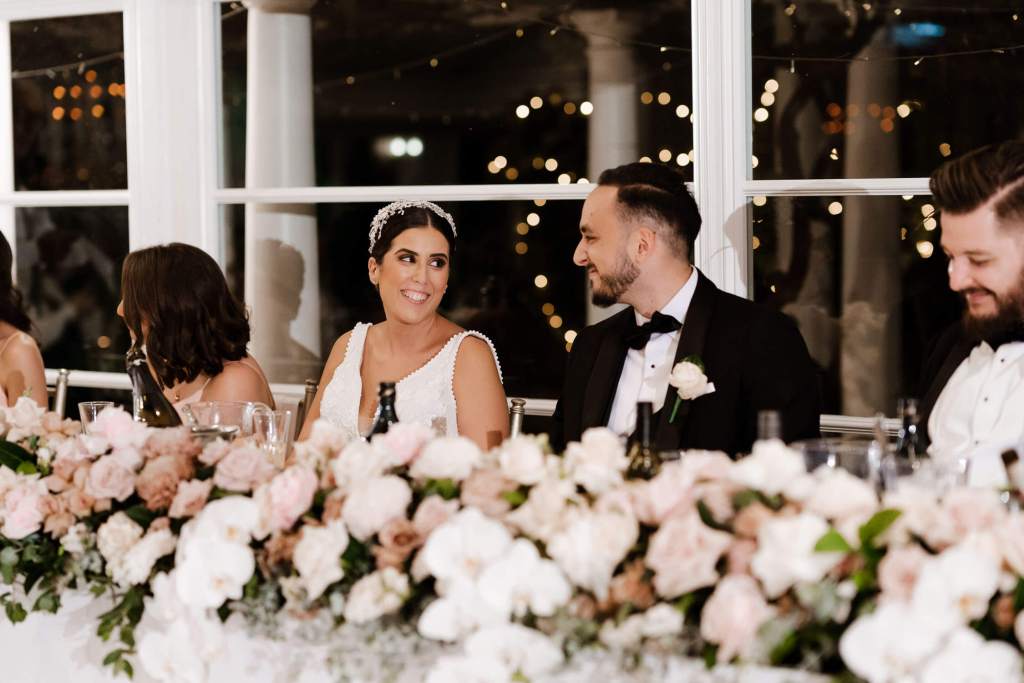 OATLANDS-HOUSE-GARDEN-NAVARRA-VENUES-SYDNEY-WEDDING-PHOTOGRAPHER-ANELLOWEDDINGS-SMILING