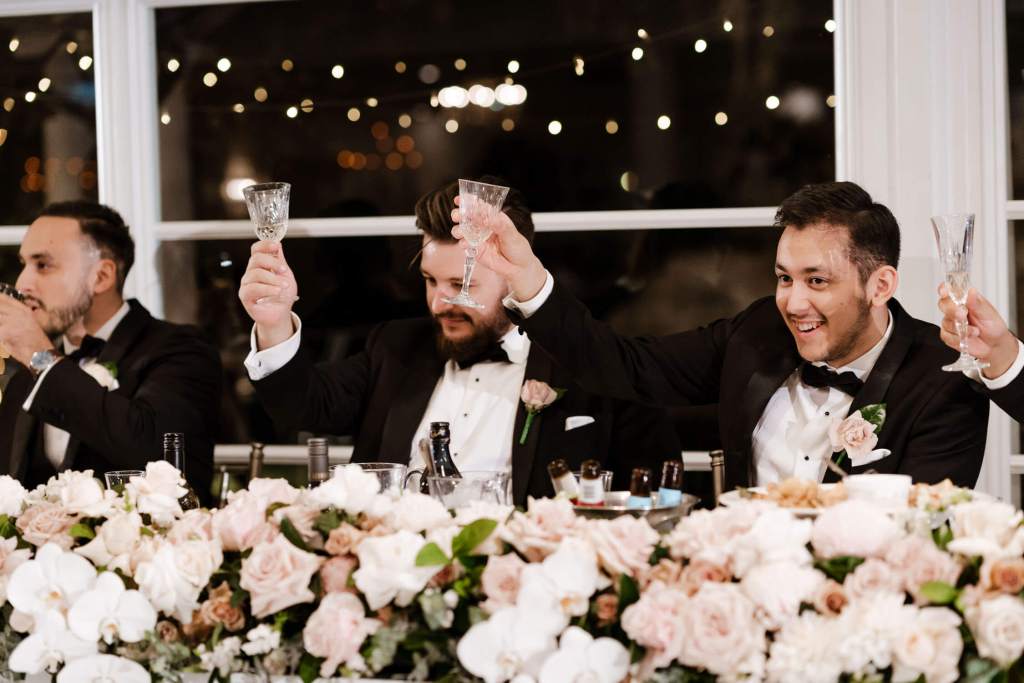 OATLANDS-HOUSE-GARDEN-NAVARRA-VENUES-SYDNEY-WEDDING-PHOTOGRAPHER-ANELLOWEDDINGS-CHEERS