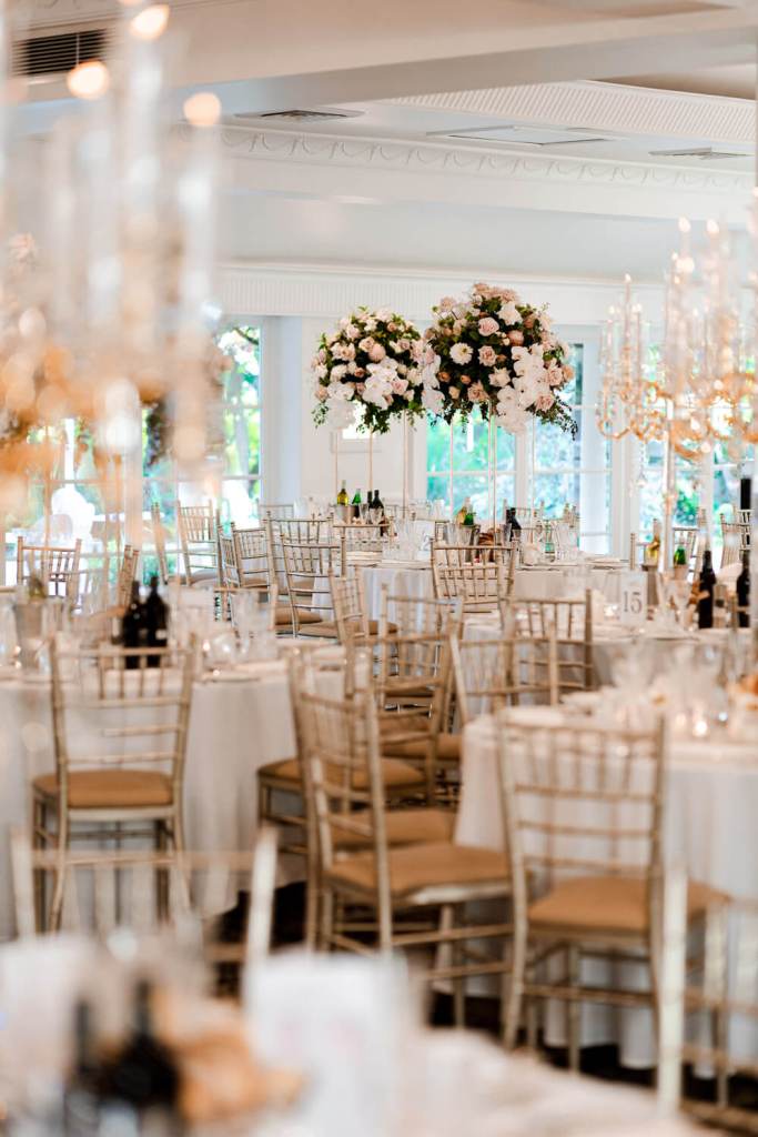 OATLANDS-HOUSE-GARDEN-NAVARRA-VENUES-SYDNEY-WEDDING-PHOTOGRAPHER-ANELLOWEDDINGS-GARDEN-ROOM-FLORAL-CENTREPIECES