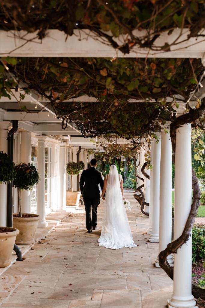 OATLANDS-HOUSE-GARDEN-NAVARRA-VENUES-SYDNEY-WEDDING-PHOTOGRAPHER-ANELLOWEDDINGS-VINYARDS