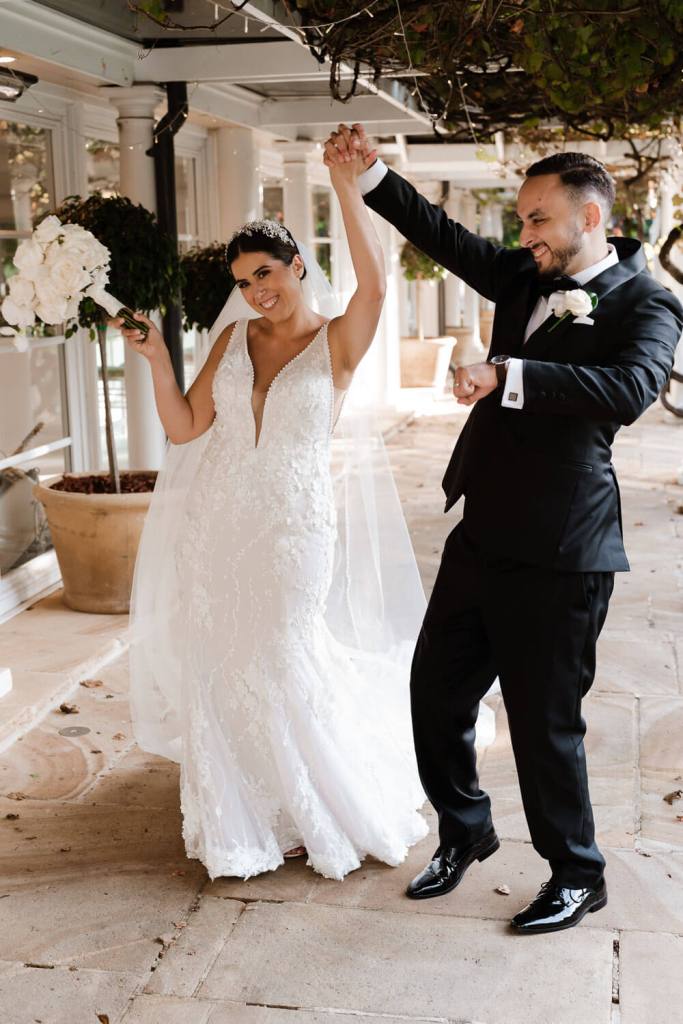 OATLANDS-HOUSE-GARDEN-NAVARRA-VENUES-SYDNEY-WEDDING-PHOTOGRAPHER-ANELLOWEDDINGS-VINYARDS