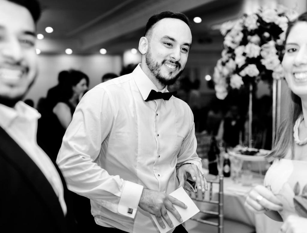 OATLANDS-HOUSE-GARDEN-NAVARRA-VENUES-SYDNEY-WEDDING-PHOTOGRAPHER-ANELLOWEDDINGS-SYDNEY-GUEST-DANCING-PHOTOS