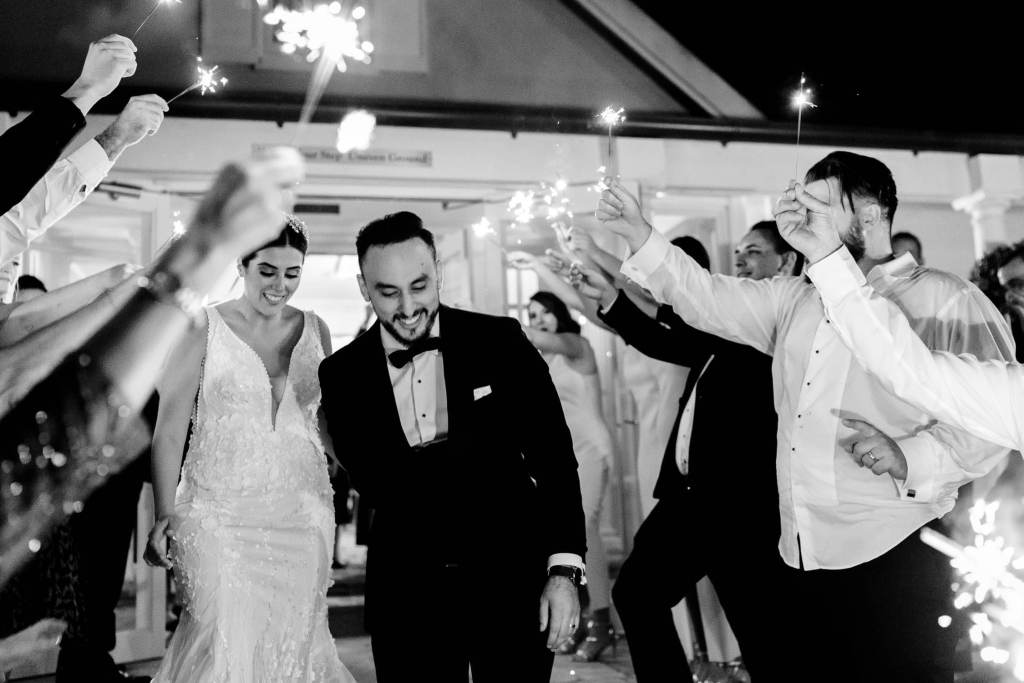 OATLANDS-HOUSE-GARDEN-NAVARRA-VENUES-SYDNEY-WEDDING-PHOTOGRAPHER-ANELLOWEDDINGS-SYDNEY-WEDDING-EXITS-SPARKLERS