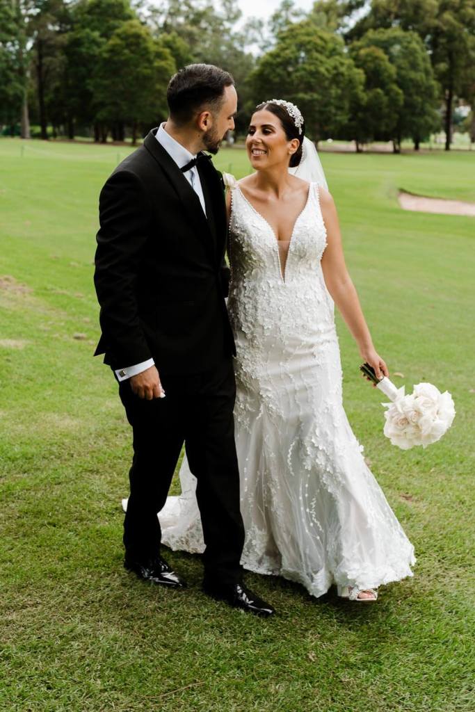 OATLANDS-HOUSE-NAVARRA-VENUES--SYDNEY-WEDDING-PHOTOGRAPHER-ANELLOWEDDINGS-GOLF-COURSE