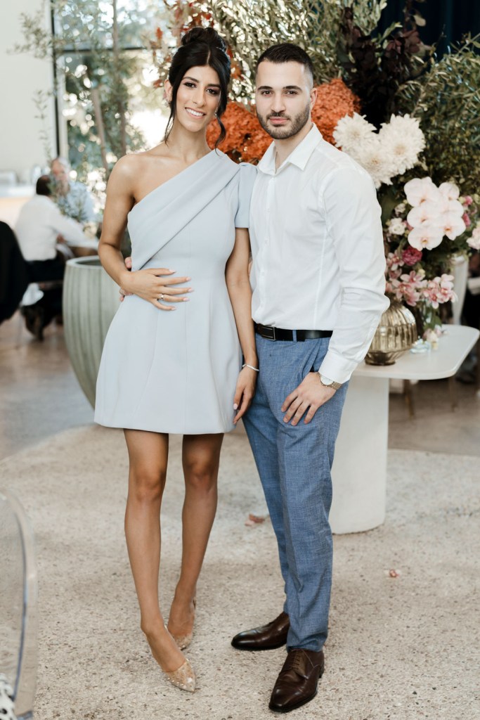 PECA-RESTARAUNT-GLEDSWOOD-HILLS-ENGAGEMENT-LOCATION-ANELLOWEDDINGS-PECA-RESTARAUNT-GLEDSWOOD-HILLS-ENGAGEMENT-LOCATION-ANELLOWEDDINGS-GUEST-PHOTOS