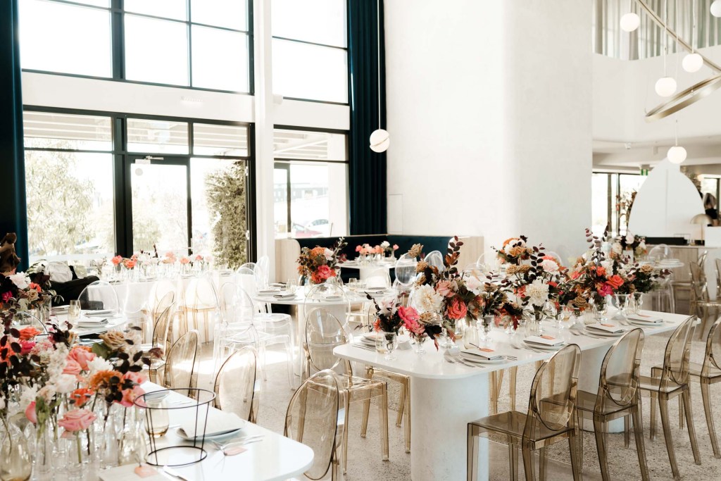 PECA-RESTARAUNT-GLEDSWOOD-HILLS-ENGAGEMENT-LOCATION-ANELLOWEDDINGS-TABLE-ARRANGEMENTS