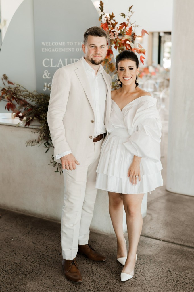 PECA-RESTARAUNT-GLEDSWOOD-HILLS-ENGAGEMENT-LOCATION-ANELLOWEDDINGS-BRIDE-GROOM-FIANCE