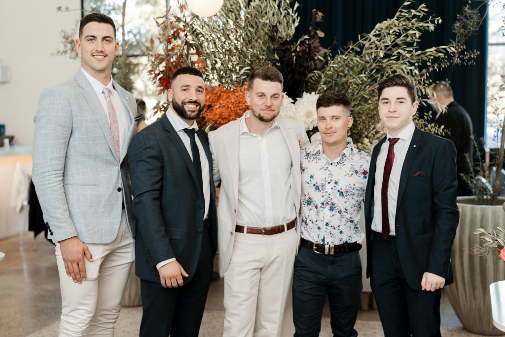 PECA-RESTARAUNT-GLEDSWOOD-HILLS-ENGAGEMENT-LOCATION-ANELLOWEDDINGS-GROOMSMAN