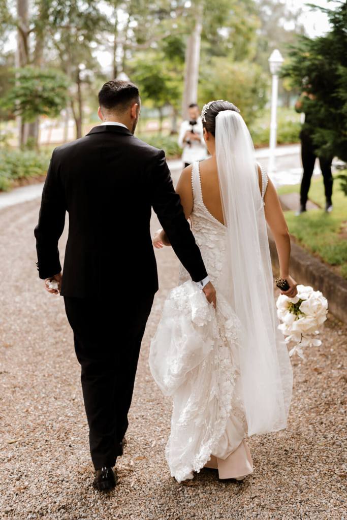 OATLANDS-HOUSE-NAVARRA-VENUES--SYDNEY-WEDDING-PHOTOGRAPHER-ANELLOWEDDINGS-GLOWING