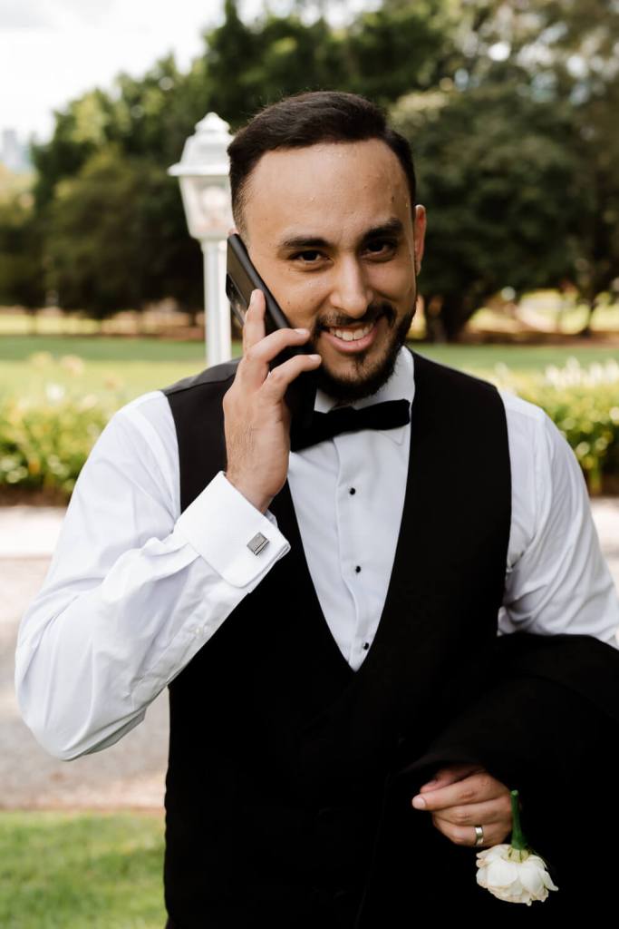 OATLANDS-HOUSE-NAVARRA-VENUES--SYDNEY-WEDDING-PHOTOGRAPHER-ANELLOWEDDINGS-GROOM