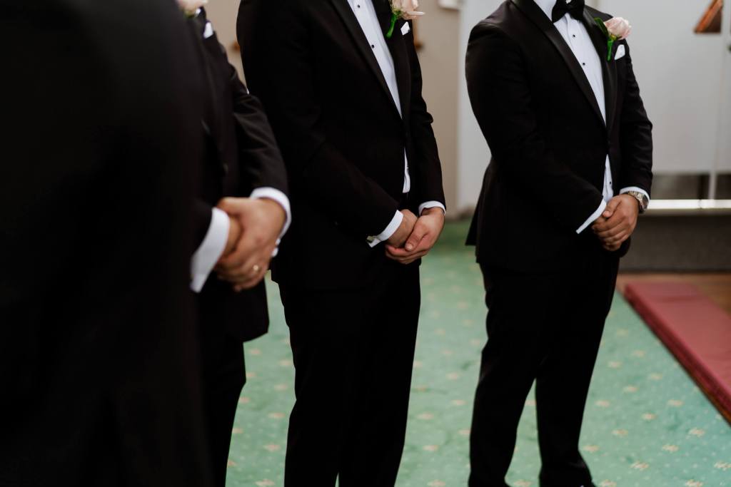 ST-PETER-CHANEL-CATHOLIC-CHURCH-BERALA-SYDNEY-WEDDING-PHOTOGRAPHER-ANELLOWEDDINGS-GROOM-NERVOUS