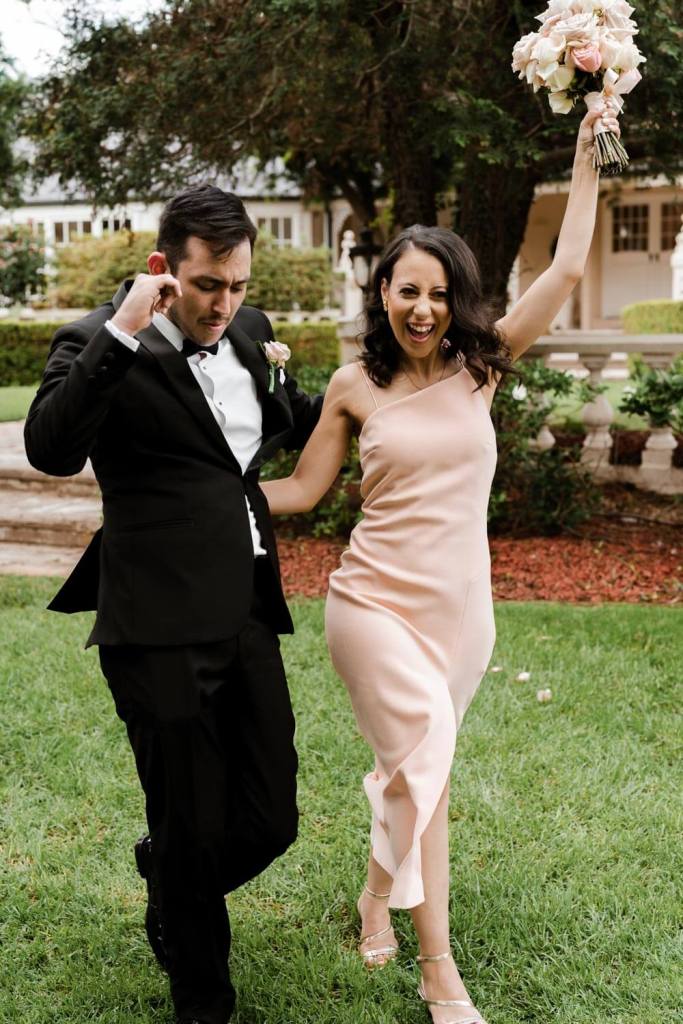 OATLANDS-HOUSE-NAVARRA-VENUES--SYDNEY-WEDDING-PHOTOGRAPHER-ANELLOWEDDINGS-COUPLES-FUN