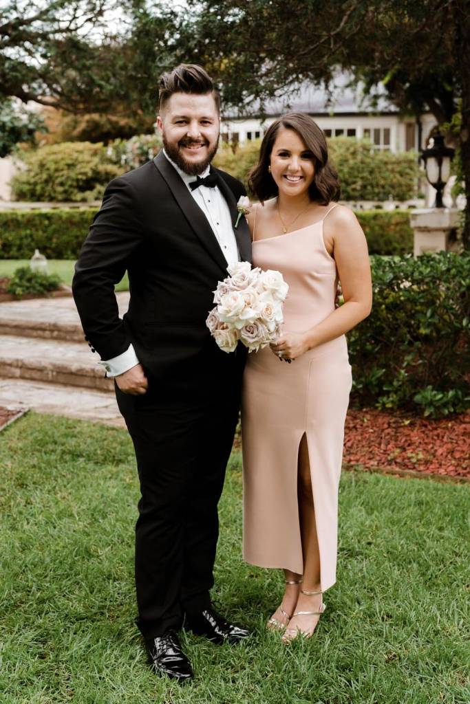 OATLANDS-HOUSE-NAVARRA-VENUES--SYDNEY-WEDDING-PHOTOGRAPHER-ANELLOWEDDINGS-COUPLES-SMILING