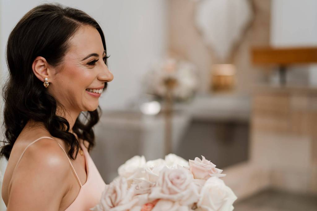 ST-PETER-CHANEL-CATHOLIC-CHURCH-BERALA-SYDNEY-WEDDING-PHOTOGRAPHER-ANELLOWEDDINGS-SMILING-BRIDESMAID