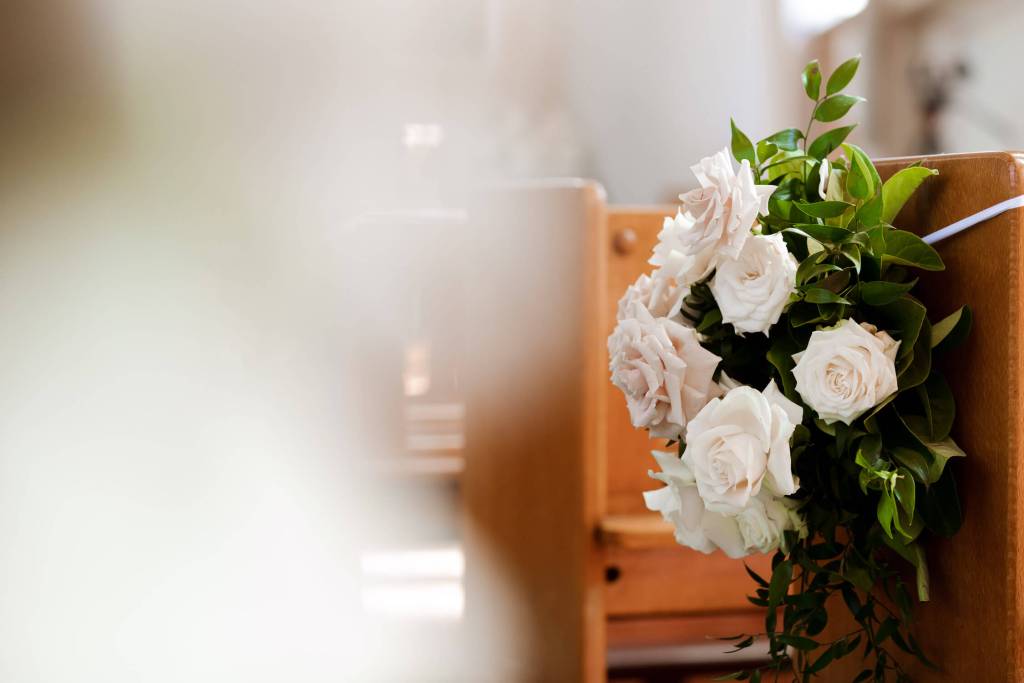 ST-PETER-CHANEL-CATHOLIC-CHURCH-BERALA-SYDNEY-WEDDING-PHOTOGRAPHER-ANELLOWEDDINGS-FLORALS-IN-CHURCH