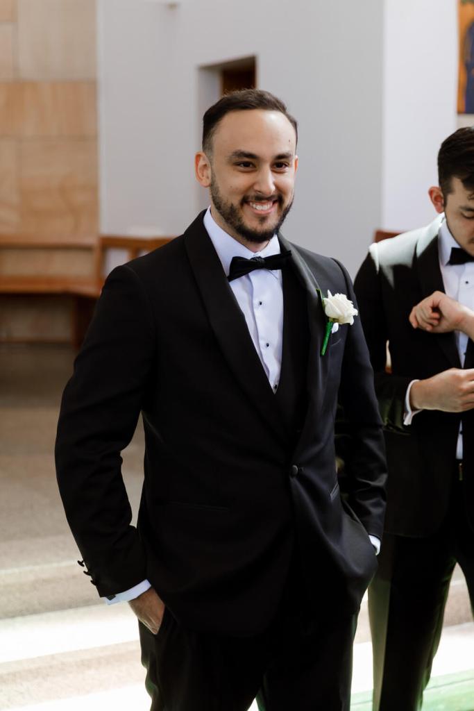 ST-PETER-CHANEL-CATHOLIC-CHURCH-BERALA-SYDNEY-WEDDING-PHOTOGRAPHER-ANELLOWEDDINGS-GROOM-WAITING-AT-ALTER