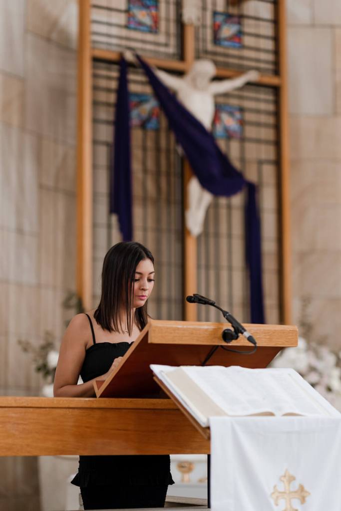ST-PETER-CHANEL-CATHOLIC-CHURCH-BERALA-SYDNEY-WEDDING-PHOTOGRAPHER-ANELLOWEDDINGS-PRAYER