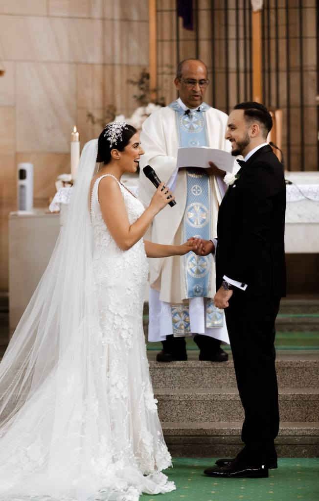 ST-PETER-CHANEL-CATHOLIC-CHURCH-BERALA-SYDNEY-WEDDING-PHOTOGRAPHER-ANELLOWEDDINGS-BRIDE-VOWS