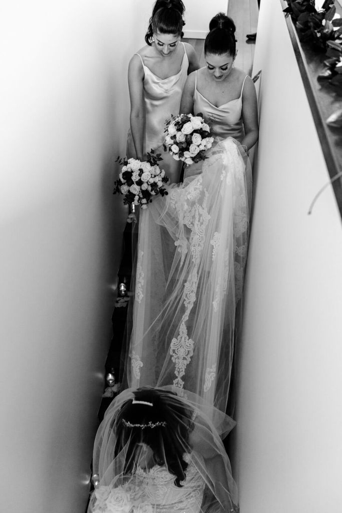 SYDNEY-WEDDING-PHOTOGRAPHER-ANELLOWEDDINGS-BRIDE-STAIR-PHOTO