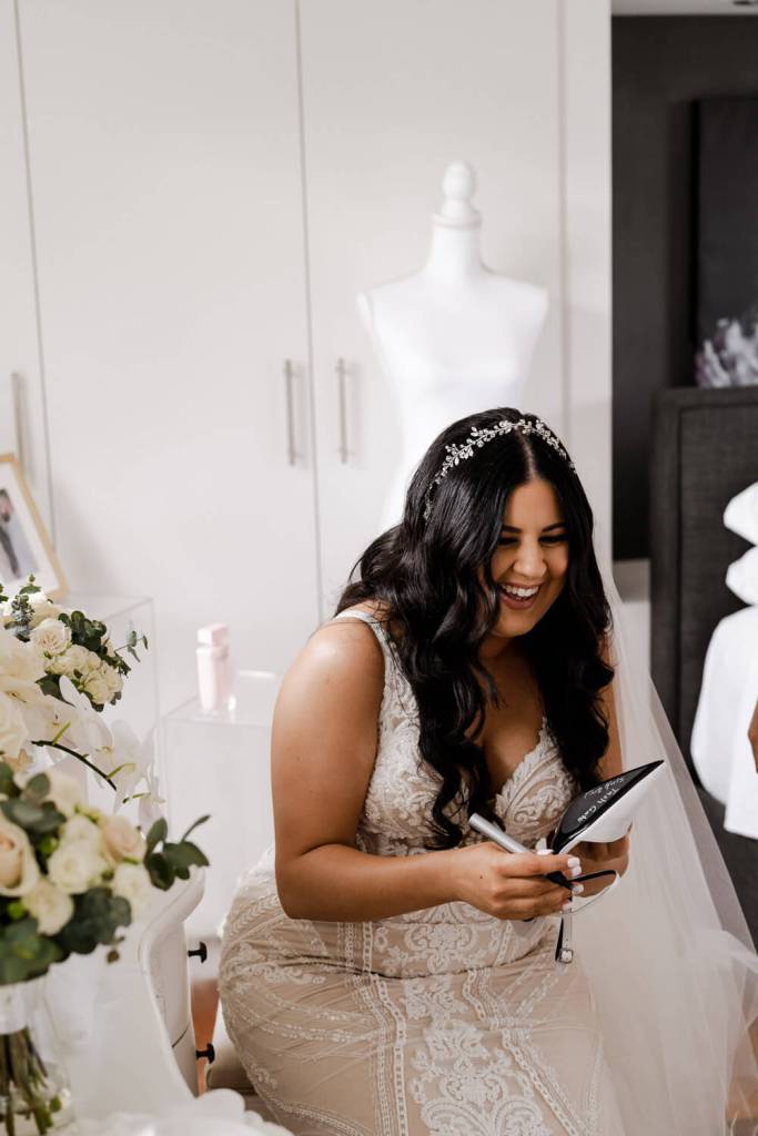SYDNEY-WEDDING-PHOTOGRAPHER-ANELLOWEDDINGS-BRIDAL-SHOE-GREEK-TRADITION