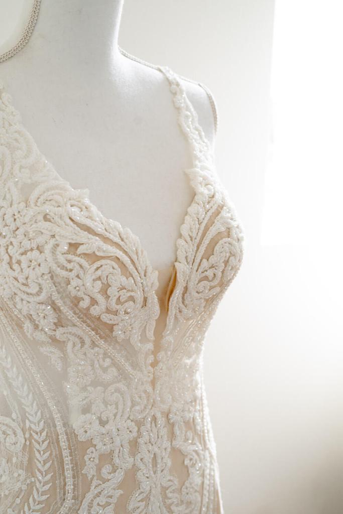 SYDNEY-WEDDING-PHOTOGRAPHER-ANELLOWEDDINGS-WEDDING-COUTURE-DRESS