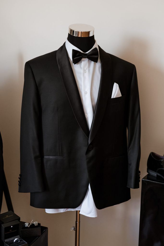 SYDNEY-WEDDING-PHOTOGRAPHER-ANELLOWEDDINGS-GROOMS-HOUSE-DOG-CUSTOM-SUIT-SYDNEY