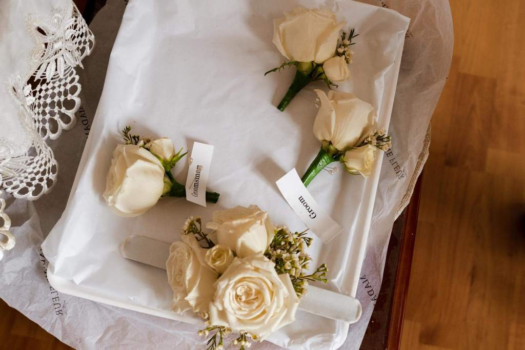 SYDNEY-WEDDING-PHOTOGRAPHER-ANELLOWEDDINGS-SUIT-MENS-WEDDING-FLOWER