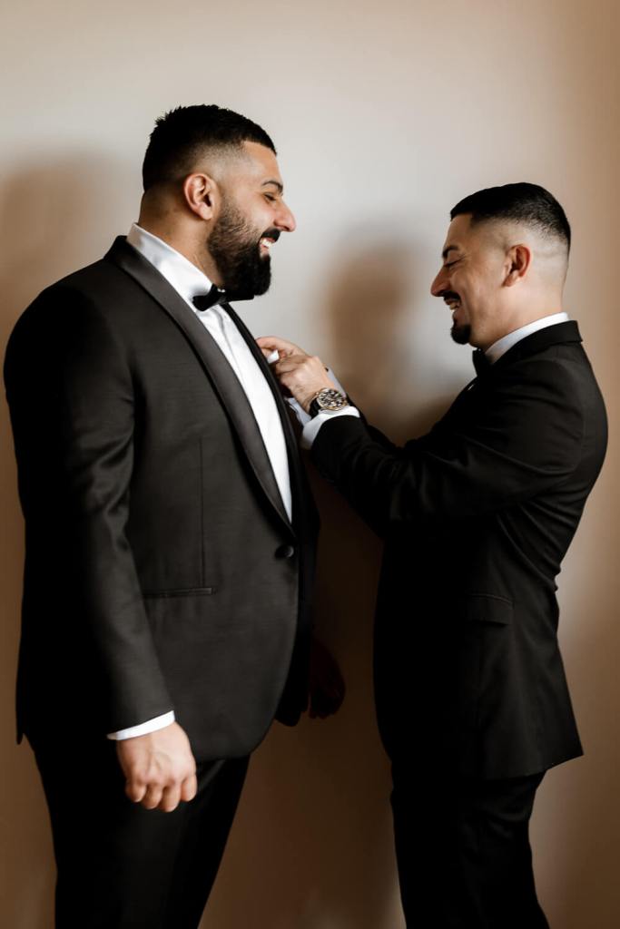 SYDNEY-WEDDING-PHOTOGRAPHER-ANELLOWEDDINGS-SUIT-MENS-WEDDING-FLOWER