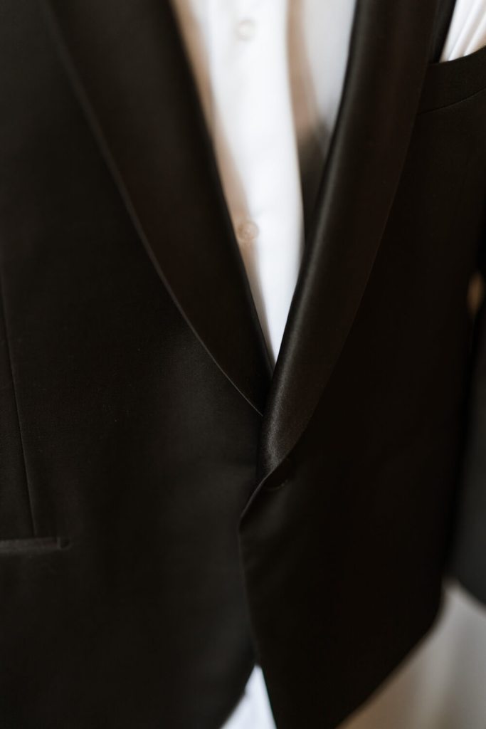 SYDNEY-WEDDING-PHOTOGRAPHER-ANELLOWEDDINGS-GROOMS-HOUSE-DOG-CUSTOM-SUIT-SYDNEY