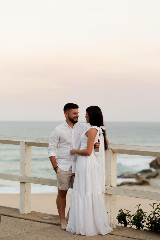 TAMARAMA-BEACH-BONDI-SYDNEY-ANELLOWEDDINGS-PRE-WEDDING-SHOOT-CLIFF