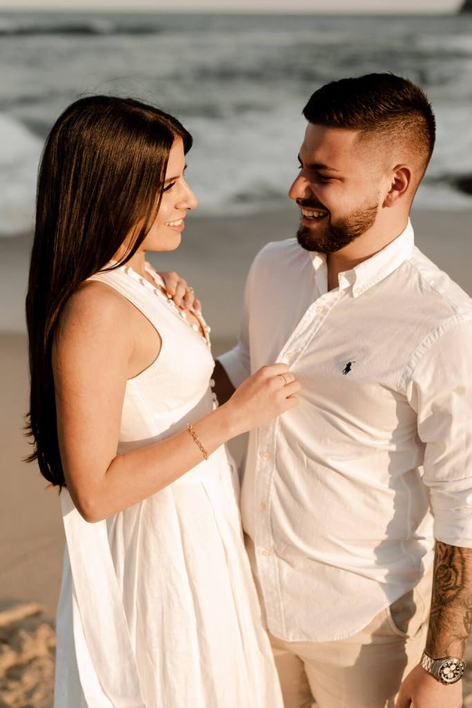 TAMARAMA-BEACH-BONDI-SYDNEY-ANELLOWEDDINGS-PRE-WEDDING-SHOOT-GLOWING-SUN