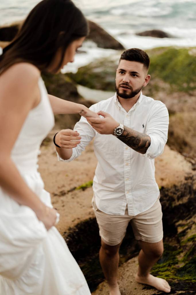 TAMARAMA-BEACH-BONDI-SYDNEY-ANELLOWEDDINGS-PRE-WEDDING-SHOOT-ROCKS