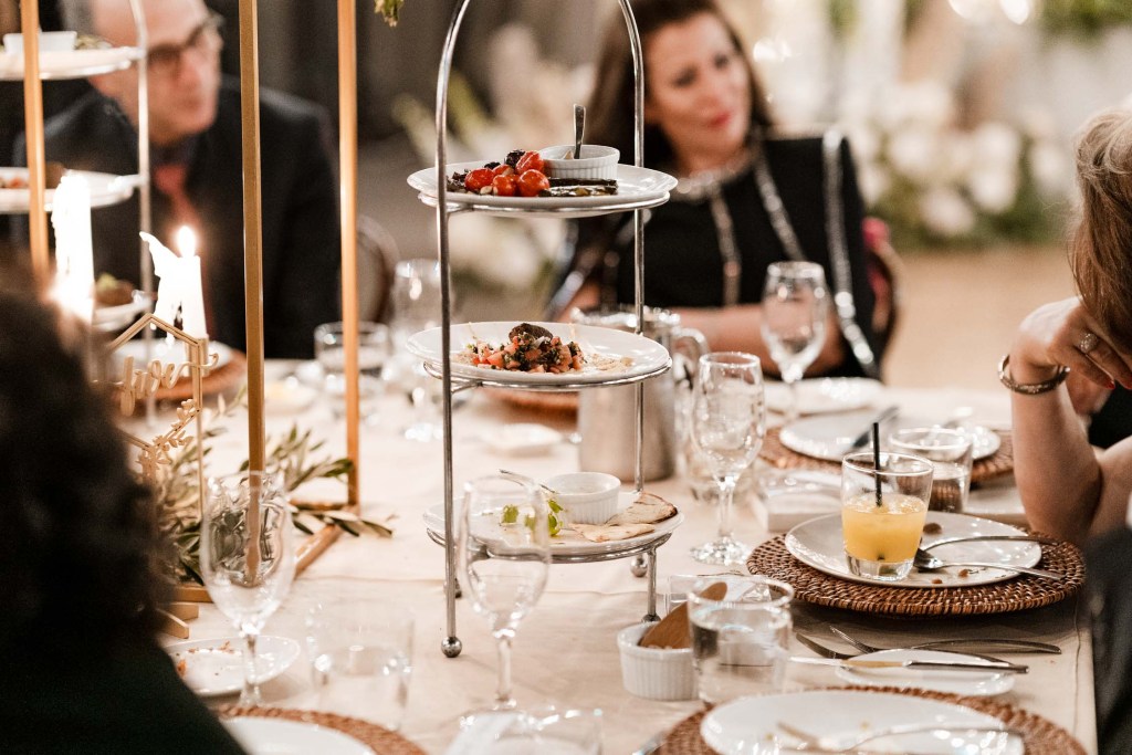 VIEW-BY-SYDNEY-PIER-ONE-WEDDING-PHOTOGRAPHER-ANELLOWEDDINGS-CANAPES