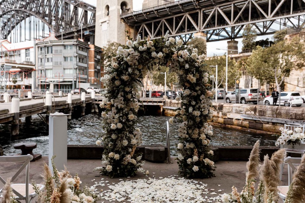 VIEW-BY-SYDNEY-PIER-ONE-WEDDING-PHOTOGRAPHER-ANELLOWEDDINGS-HARBOUR-WEDDING-CEREMONY