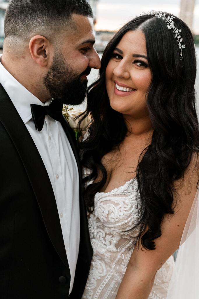 VIEW-BY-SYDNEY-PIER-ONE-WEDDING-PHOTOGRAPHER-ANELLOWEDDINGS-INTIMATE-COUPLE