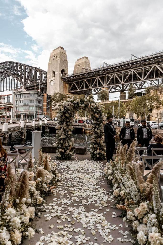 VIEW-BY-SYDNEY-PIER-ONE-WEDDING-PHOTOGRAPHER-ANELLOWEDDINGS-HARBOUR-WEDDING-CEREMONY
